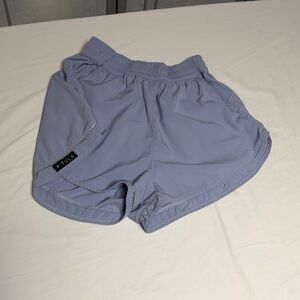 P'tula training shorts